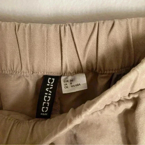 H&M Divided khaki Elastic Waist Joggers Size 4 - Picture 6 of 9